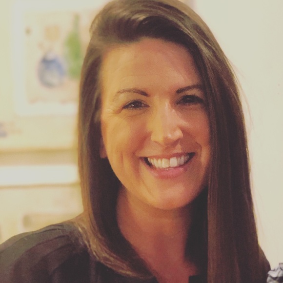 Meet your Posher, Beth - Picture 1 of 1